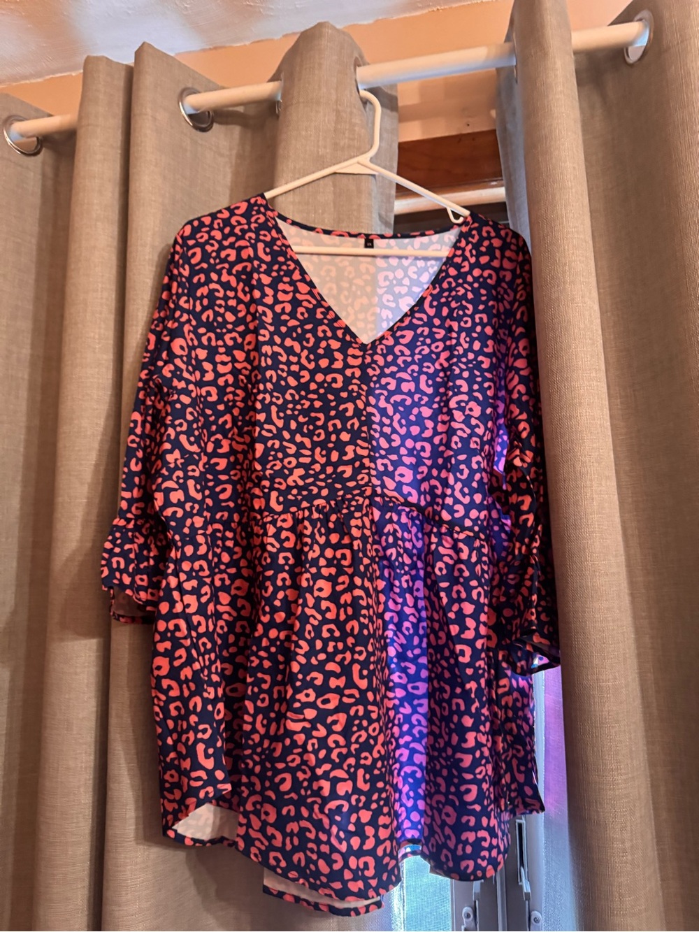 Women's V-Neck Leopard Print Peplum Blouse in Pink and Navy
